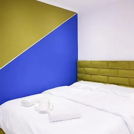 Matisse No12 - Center * Тирана