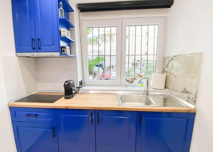 Matisse No12 - Center Tirana